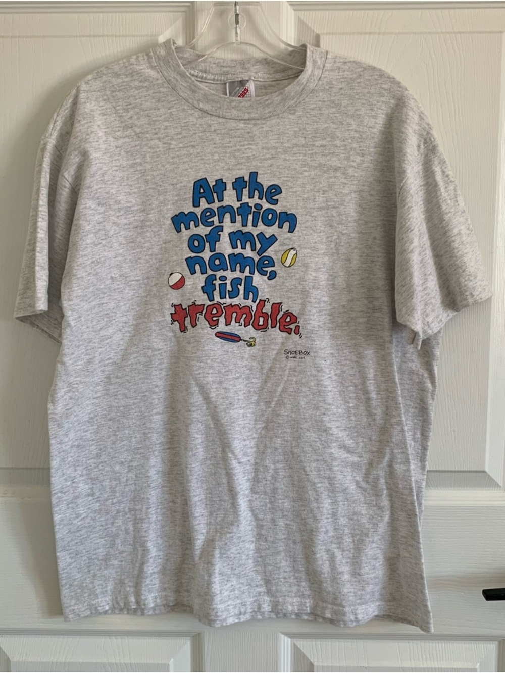 Jerzees Light Gray Tee Large Funny At the mention of my name fish tremble Text